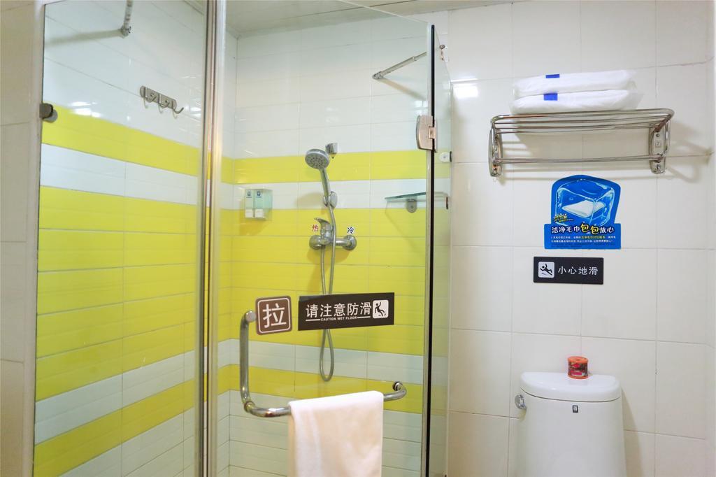 7Days Inn Guangzhou Jiaokou Subway Station 2Nd Bagian luar foto
