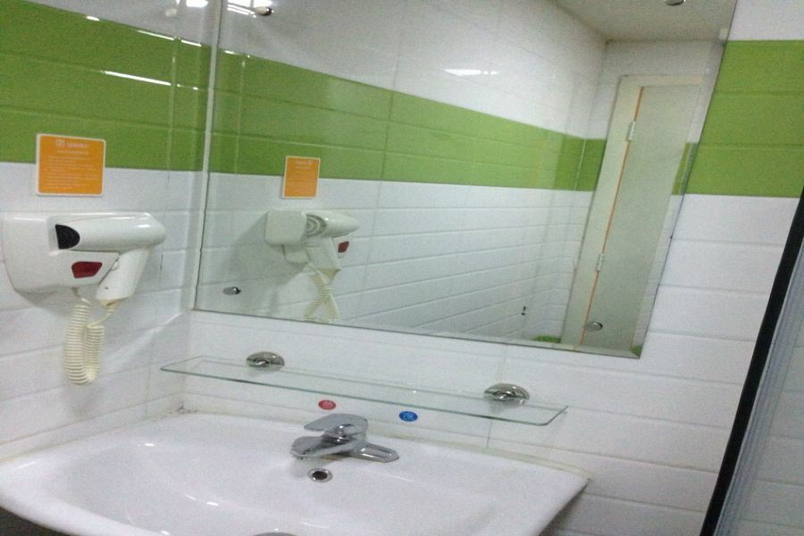 7Days Inn Guangzhou Jiaokou Subway Station 2Nd Bagian luar foto